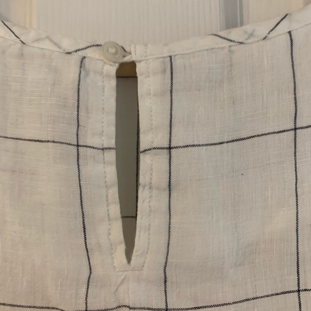 Boxy Plaid Linen Top - Picture 4 of 5